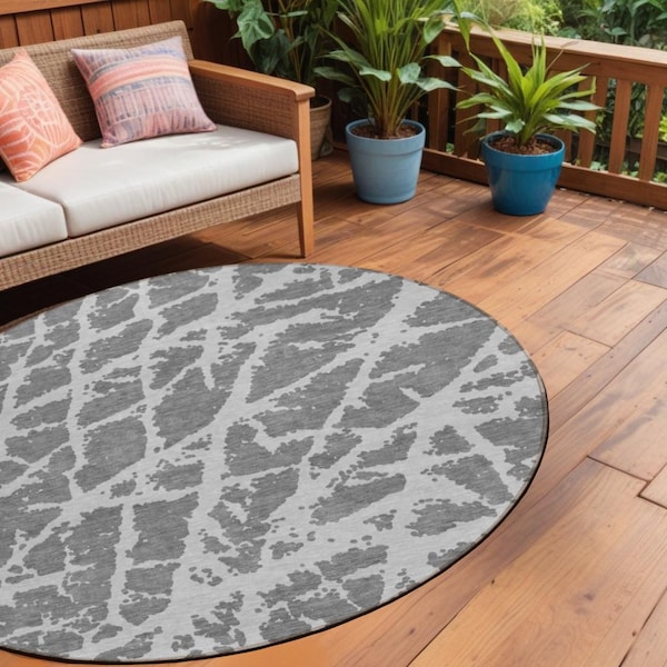Homeroots 8' Round Charcoal Round Abstract Washable Non Skid Indoor Outdoor Area Rug 559258 - main