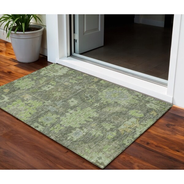 Homeroots 3' X 5' Fern Green And Olive Green Floral Washable Indoor Outdoor Area Rug 604120 - main