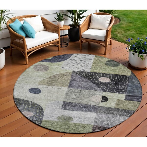 Homeroots 8' Artichoke Green Gray And Charcoal Round Geometric Washable Indoor Outdoor Area Rug 604392 - main