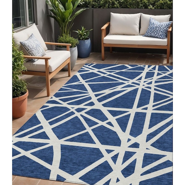 Homeroots 5' X 8' Navy Blue And Ivory Geometric Washable Indoor Outdoor Area Rug 600475 - main