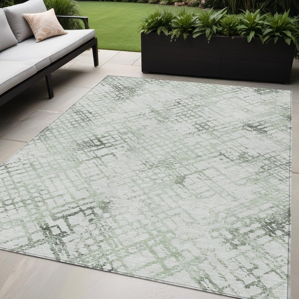 Homeroots 5' X 8' Artichoke Green And Ivory Geometric Washable Indoor Outdoor Area Rug 588263 - main