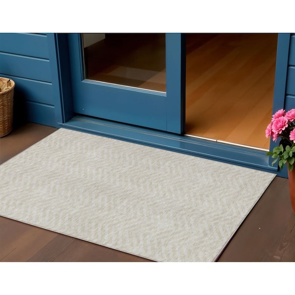 Homeroots 3' X 5' Beige And Gray Chevron Washable Indoor Outdoor Area Rug 596237 - main