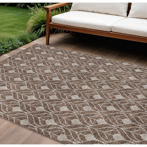 Homeroots 10' X 14' Chocolate And Beige Geometric Washable Indoor Outdoor Area Rug 595726 - main