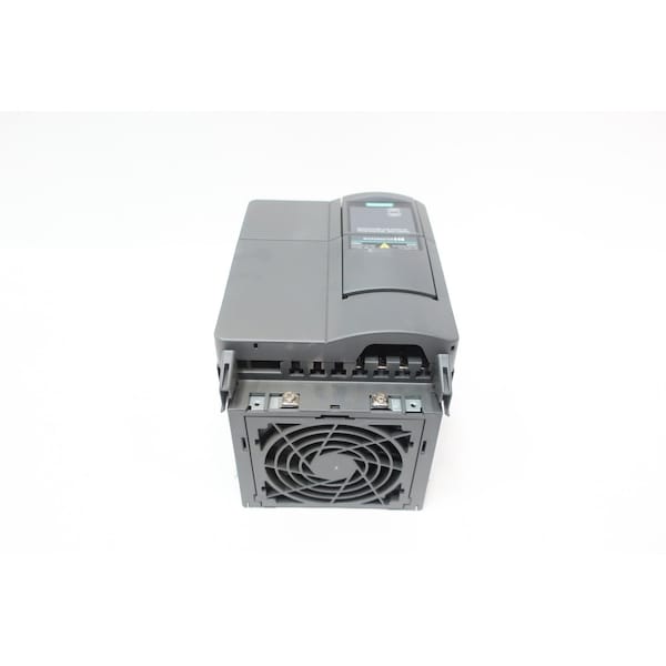 Siemens MICROMASTER 440 VFD DRIVE 2.20KW 500-600V-AC 0-650HZ 6SE6440-2UE22-2CA1 - main