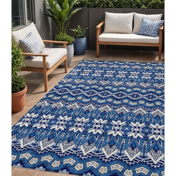 Homeroots 5' X 8' Navy Blue And Ivory Moroccan Washable Indoor Outdoor Area Rug 594335 - main