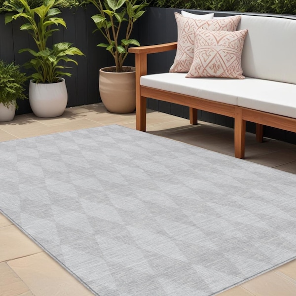 Homeroots 8' X 10' Pewter And Silver Geometric Washable Indoor Outdoor Area Rug 577088 - main
