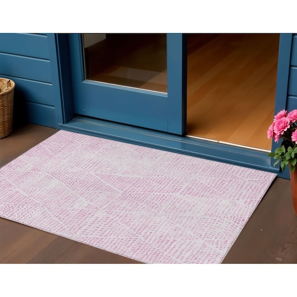Homeroots 3' X 5' Pink And Ivory Geometric Washable Indoor Outdoor Area Rug 577577 - main