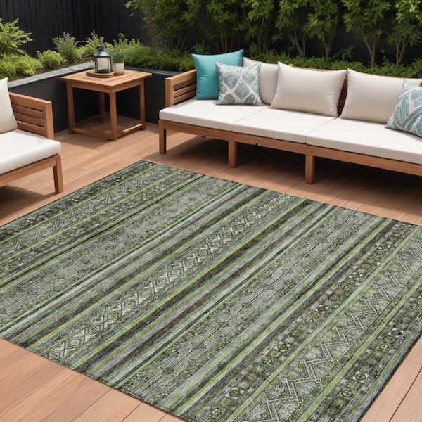 Homeroots 10' X 14' Olive Green Gray And Fern Green Southwestern Washable Indoor Outdoor Area Rug 615973 - main
