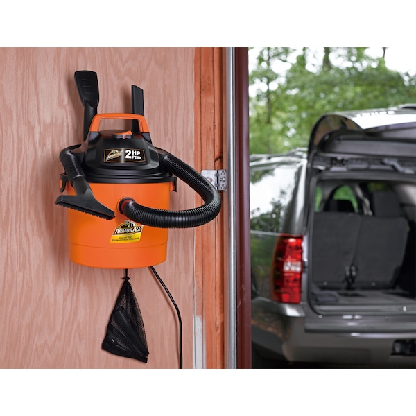 2.5 Gallon Wet/Dry Utility Vac 