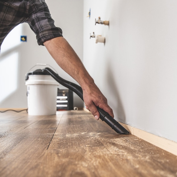 プレストマンページ GE 16.6 Cu. Ft. Top Freezer Refrigerator with Interior LED