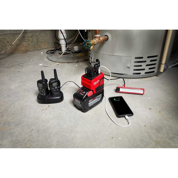 MILWAUKEE M18™ TOP-OFF™ Cordless 175W Power Supply (2846-20) | Zoro