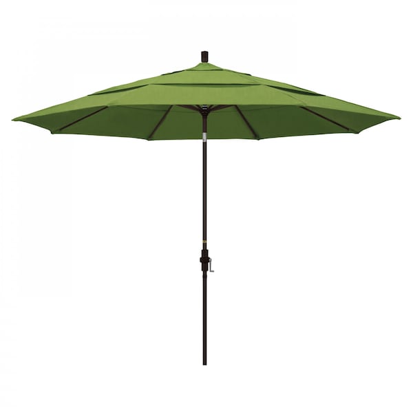 March Patio Umbrella, Octagon, 110.5" H, Sunbrella Fabric, Spectrum Cilantro GSCU118117-48022-DWV