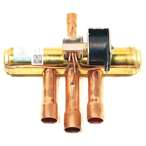 York Reversing Valve, 1/2" x 3/4" O.D.F., 24V S102532707002 Zoro
