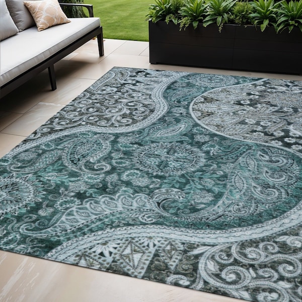 Homeroots 5' X 8' Teal Blue And Dark Green Floral Medallion Washable Indoor Outdoor Area Rug 603198 - main