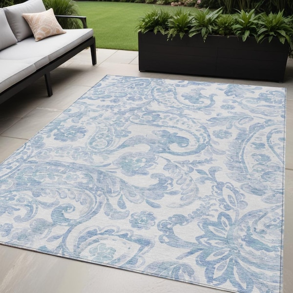 Homeroots 5' X 8' Sky Blue Denim Blue And Ivory Paisley Washable Indoor Outdoor Area Rug 588661 - main