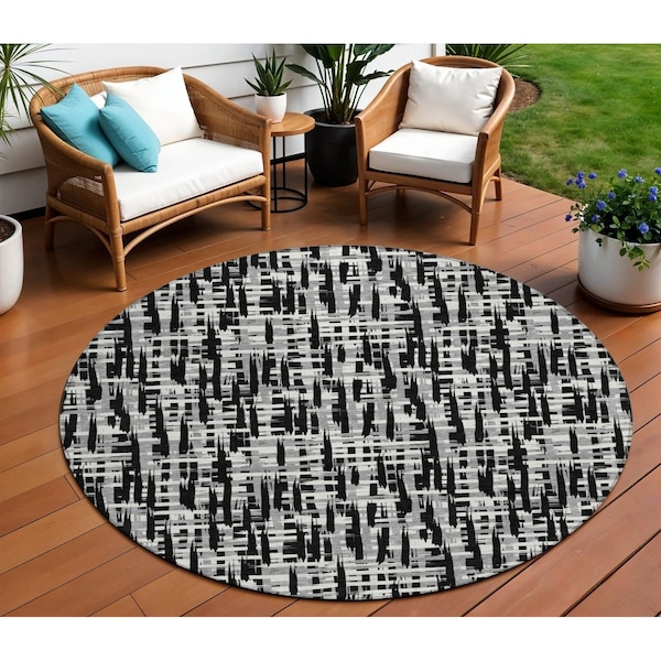 Homeroots 8' Black Gray And Ivory Round Abstract Washable Indoor Outdoor Area Rug 602469 - main