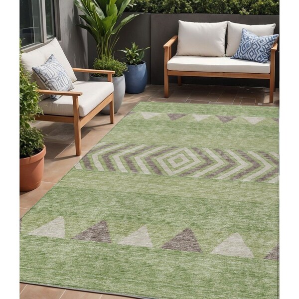 Homeroots 5' X 8' Green Taupe And Ivory Southwestern Washable Indoor Outdoor Area Rug 613898 - main
