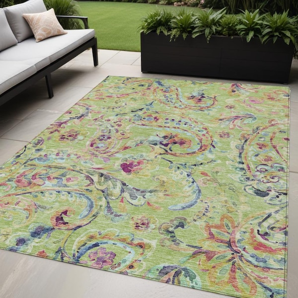Homeroots 5' X 8' Artichoke Green And Pink Paisley Washable Indoor Outdoor Area Rug 588589 - main