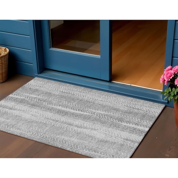 Homeroots 3' X 5' Silver Gray And Graphite Botanical Leaves Washable Indoor Outdoor Area Rug 581990 - main