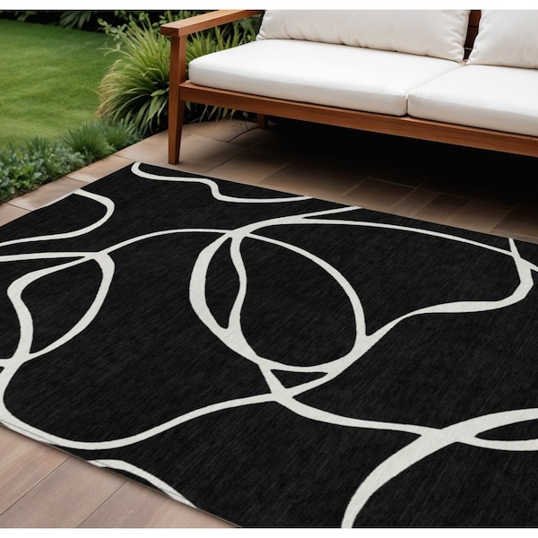 Homeroots 10' X 14' Black And Ivory Abstract Washable Indoor Outdoor Area Rug 597462 - main