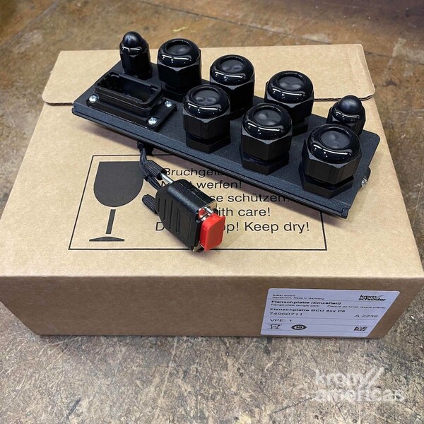 Honeywell Kromschroder BCU 4 Series Flange Plate - Profibus KS74960711 - main