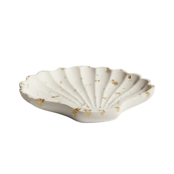 Homeroots 4in White And Gold Resin Handmade Seashell Trinket Tray 723723 - main