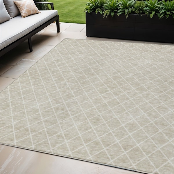 Homeroots 5' X 8' Beige And Ivory Geometric Washable Indoor Outdoor Area Rug 596076 - main