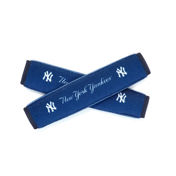 Coverking SEAT BELT PADS WITH NEW YORK YANKEES LOGO HF4EN6 - main