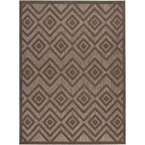 Homeroots 4' X 6' Dark Brown And Light Brown Geometric Indoor Outdoor Area Rug 556278 - main