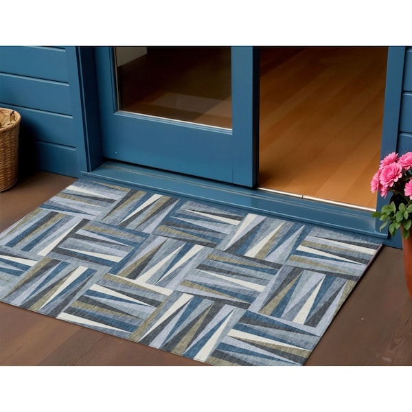 Homeroots 3' X 5' Denim Blue Gray And Ivory Geometric Washable Indoor Outdoor Area Rug 598250 - main