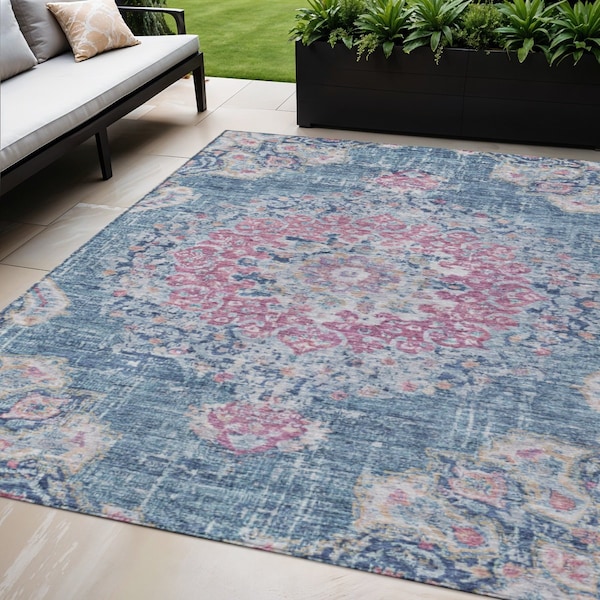 Homeroots 5' X 8' Blue Floral Medallion Washable Indoor Outdoor Area Rug 607843 - main