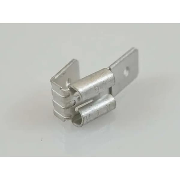 Nichifu Non-Insulated 3-Way Adapter 2 250-03Z - main