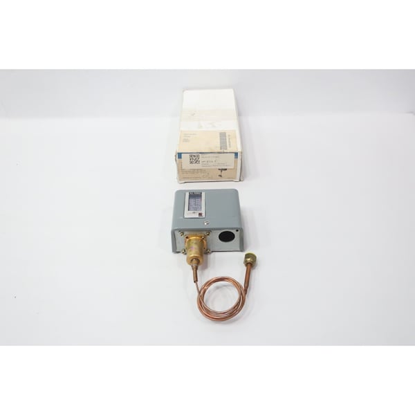 Johnson Controls HEAD PRESSURE FAN CYCLING SWITCH 1/4IN 35-200PSI P70AA-118 - main