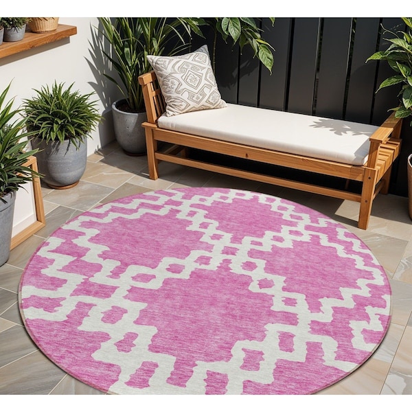 Homeroots 8' Blush And Ivory Round Geometric Washable Indoor Outdoor Area Rug 593752 - main