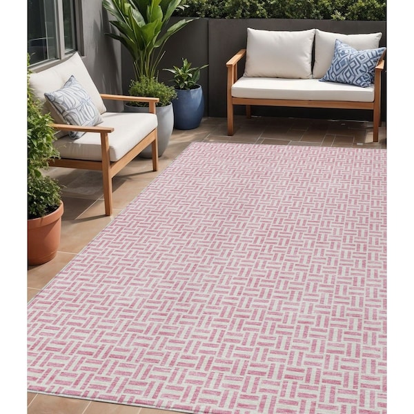 Homeroots 5' X 8' Pink And Silver Geometric Washable Indoor Outdoor Area Rug 594492 - main