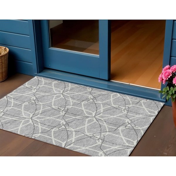 Homeroots 3' X 5' Gray And Ivory Geometric Washable Indoor Outdoor Area Rug 613007 - main