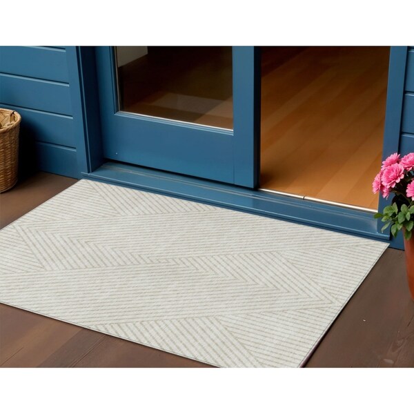 Homeroots 3' X 5' Ivory And Pale Beige Geometric Washable Indoor Outdoor Area Rug 612136 - main