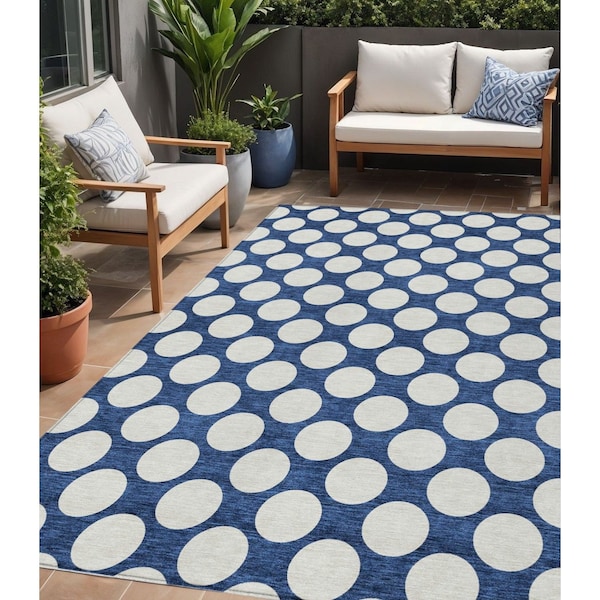 Homeroots 5' X 8' Navy Blue And Ivory Polka Dot Washable Indoor Outdoor Area Rug 595254 - main