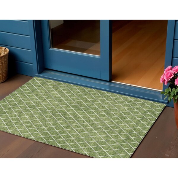 Homeroots 3' X 5' Green And Ivory Geometric Washable Indoor Outdoor Area Rug 596099 - main