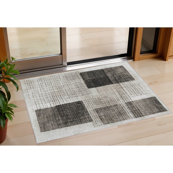 Homeroots 3' X 5' Ivory And Black Geometric Washable Indoor Outdoor Area Rug 631933 - main