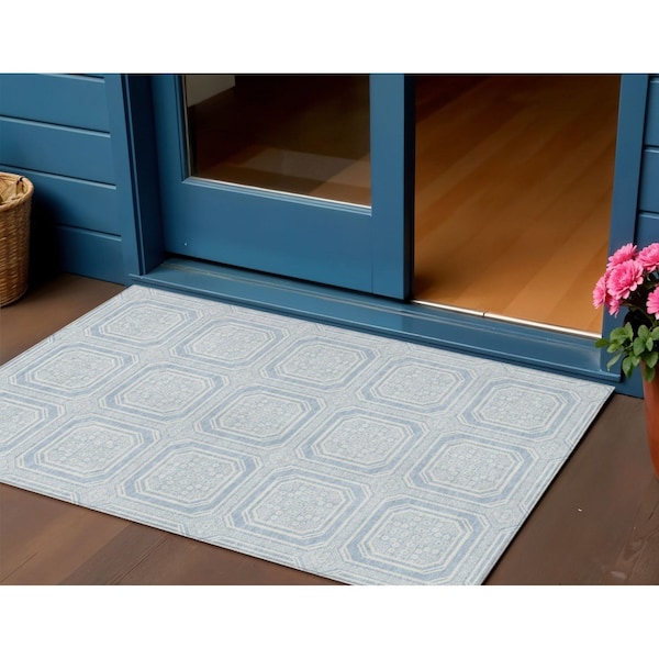 Homeroots 3' X 5' Sky Blue And Ivory Geometric Washable Indoor Outdoor Area Rug 610853 - main