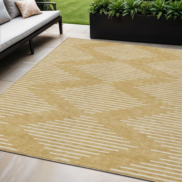 Homeroots 5' X 8' Gold And Ivory Geometric Washable Indoor Outdoor Area Rug 598569 - main