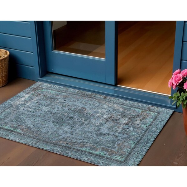Homeroots 3' X 5' Blue And Gray Medallion Washable Indoor Outdoor Area Rug 616052 - main