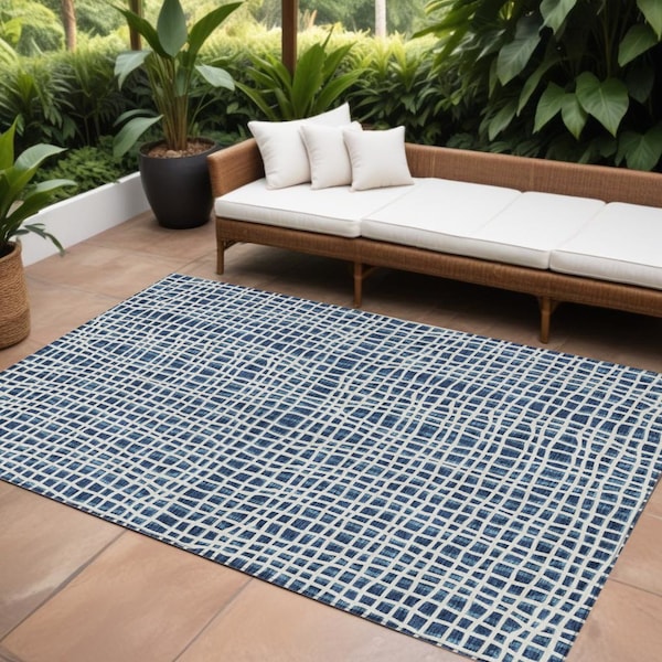 Homeroots 8' X 10' Navy Blue And Ivory Striped Washable Indoor Outdoor Area Rug 583447 - main