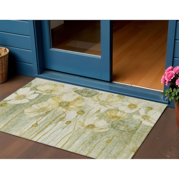 Homeroots 3' X 5' Sage Fern Green And Ivory Floral Washable Indoor Outdoor Area Rug 582770 - main
