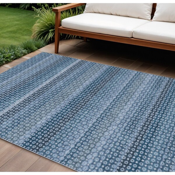 Homeroots 8' X 10' Denim Blue And Sky Blue Striped Washable Indoor Outdoor Area Rug 610585 - main