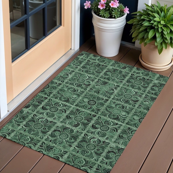 Homeroots 3' X 5' Fern Green And Charcoal Medallion Washable Indoor Outdoor Area Rug 589296 - main