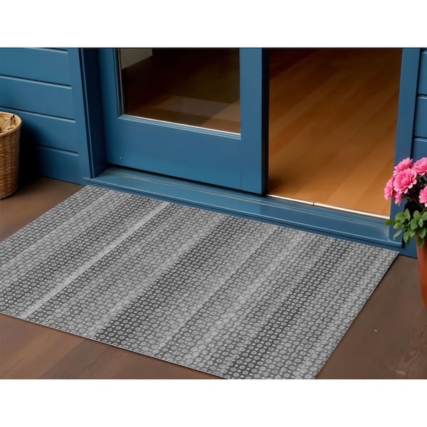 Homeroots 3' X 5' Gray And Silver Striped Washable Indoor Outdoor Area Rug 610594 - main