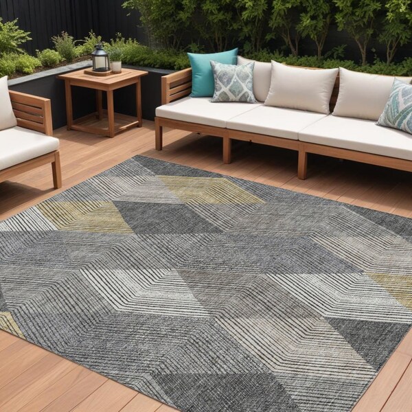 Homeroots 9' X 12' Pewter Gray And Gold Argyle Washable Indoor Outdoor Area Rug 613733 - main