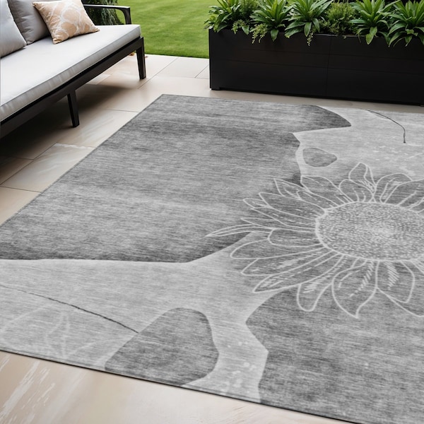 Homeroots 5' X 8' Gray Silver And Charcoal Floral Washable Indoor Outdoor Area Rug 582249 - main